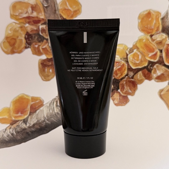 JO MALONE | Myrrh & Tonka Body & Hand Wash - Picture 2 of 2
